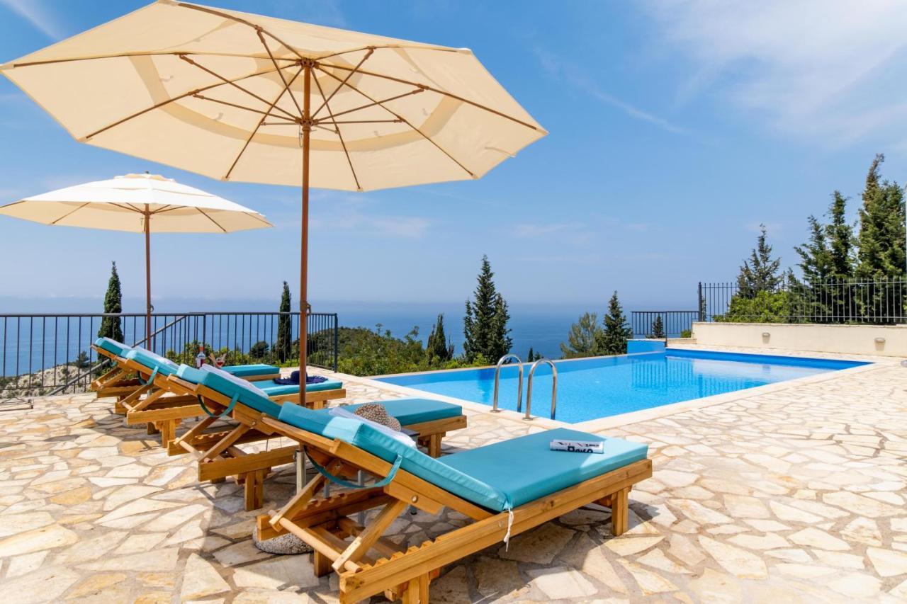 Sapphire Blue Villa Kalamítsi Exterior photo